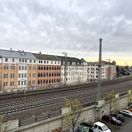 Wohnperle Neustadt - Zentral, Kostenloser Parkplatz, Lift, Klimaanlage Apartment